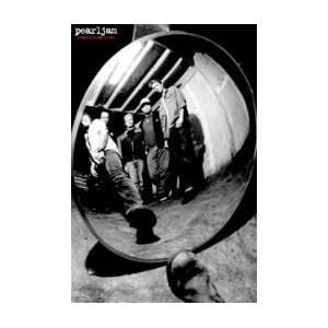  PEARL JAM RearViewMirror Music Poster: Home & Kitchen