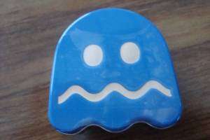 NEW PAC MAN BLUE GHOST TIN W BLUE RASPBERRY GHOST SOURS  