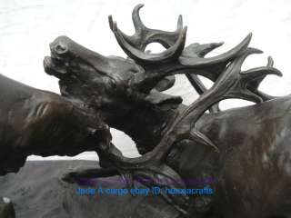 Bronze statue sculpture Deer fighting violent temper  