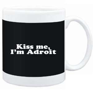 Mug Black  Kiss me, Im adroit  Adjetives  Sports 