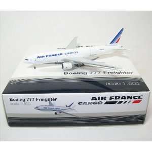 Herpa Air France Cargo 777 200F 1/500 (**): Toys & Games