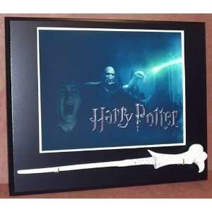 LORD VOLDEMORT HARRY POTTER DELUXE WAND & STAND HOLDER DISPLAY, READY 
