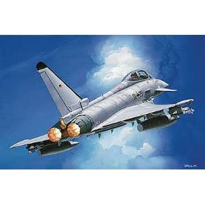   Eurofighter Typhoon Aircraft (Mini Snap) Revell Germany: Toys & Games