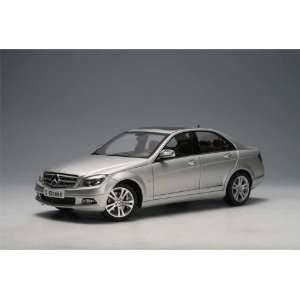  Mercedes Benz C Class Avantgarde 1/18 Silver Toys & Games