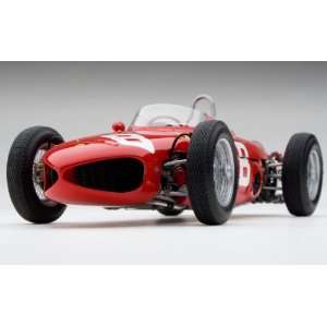   Ferrari Tipo 156 Sharknose 65° / Grand Prix of Italy: Toys & Games