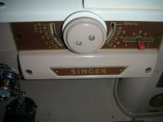 Vtg Singer Slant 0 Matic 401A Heavy Duty Sewing Machine w/Case circa 