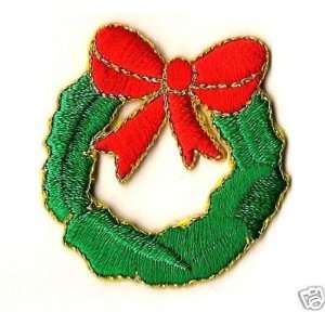  BUY 1 GET 1 FREE/Xmas Wreath w/Bow Iron On Applique: Everything Else