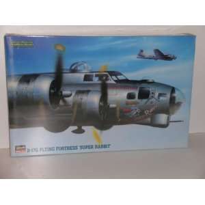    B 17 Flying Fortress Super Rabbit Model Kit 