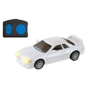   Tomy CAUL ER Nissan Skyline GT R (R32) (White) R/C Car: Toys & Games