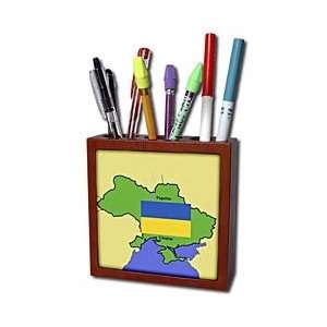  777images Flags and Maps   Map and Flag of the Ukraine with Ukraine 