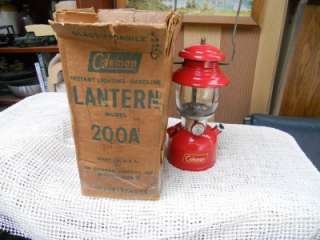 COLEMAN 200A:RED:SINGLE MANTLE LANTERN:WITH BOX:NEAR MINT:4/58 