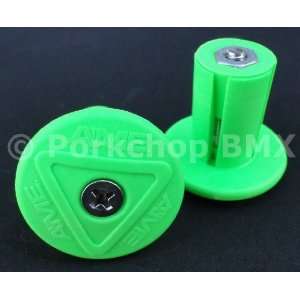   Savers BMX Bicycle Bar Ends (PAIR)   LIME GREEN: Sports & Outdoors