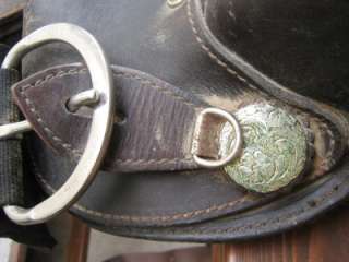   great saddle. Includes a 32 used Professionals Choice cinch