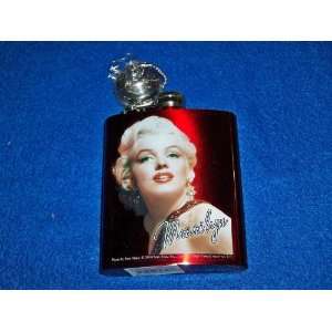  Marilyn Monroe 7 Oz. Stainless Flask with Funnel 