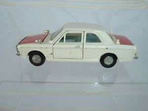 DINKY TOYS 205 LOTUS FORD CORTINA MARK 2 (SEE PHOTOS)  