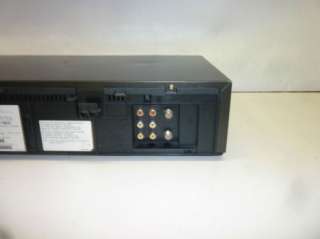 Panasonic Omnivision 4 Head HIFI VCR Model PV V4610 Scuffed Top  
