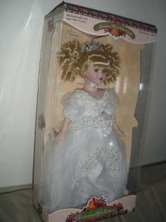 New Cinderella Melissa Jane Porcelain Doll 98 Brass Key  