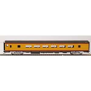   Streamlined 46 Seat Coach Ready to Run    Union Pacific Toys & Games