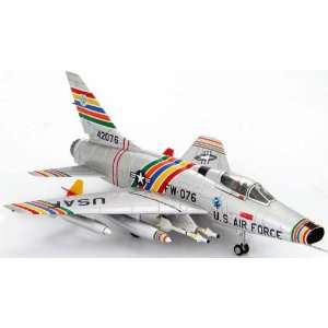  F 100C Super Sabre Laven 172 Hobby Master HA2105 Toys 