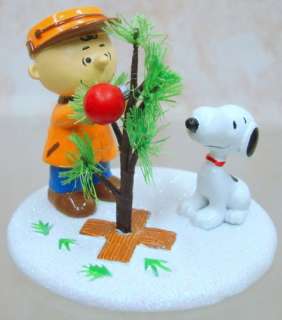 DEPT 56 Getting Ready Christmas Snoopy Woodstock 808960  