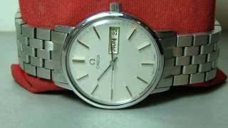 VINTAGE OMEGA AUTOMATIC DAY DATE SWISS MENS 1020 WRIST WATCH OLD USED 