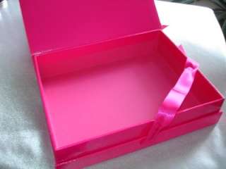 Bare Escentuals minerals~HOT PINK GIFT BOX WITH RIBBONS  