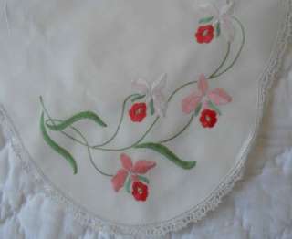   HAND EMBROIDERED WHITE LINEN DOILY TABLE CENTRE CENTER TOPPER ORCHIDS
