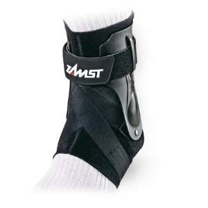  A2 DX Stabilizing Ankle Brace from ZAMST (Small   Right 