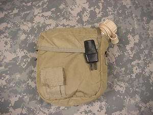   CANTEEN COVER COLLASPABLE NSN 8465 01 118 8175  US STAMP/FRONT  