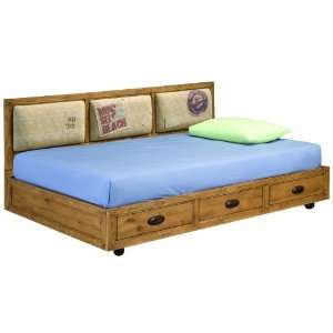   Club Twin Cushioned Platform Bed w/Casters   060 900/923: Kitchen