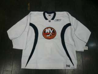 CCM/REEBOK NHL Pro Weight NY Islanders Practice Jerseys White  