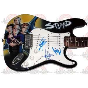 STAIND Autographed Signed CUSTOM AIRBRUSH Guitar PROOF  Toys & Games 