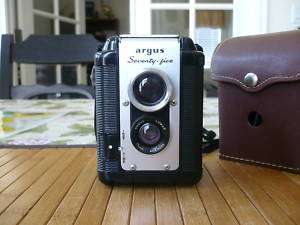 Cameras & Photo > Vintage Movie & Photography > Vintage Cameras 