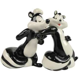 Come To Me Pepe Le Pew Skunks Salt and Pepper Shakers by Westland New 