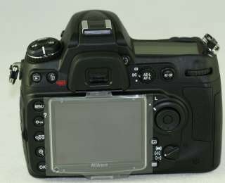 Nikon D300S W 18 55mm VR 30 Piece Pro kit With 5 Years Warranty , 16GB 