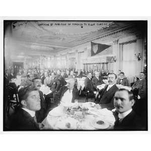   Glenn Curtiss, NYC, Sept. 22, 1909. Curtiss and Wilbur Wright at head