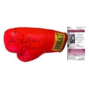 Tommy Hearns Autographed Everlast Boxing Glove