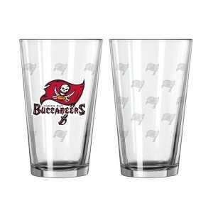   Tampa Bay Buccaneers Satin Etch Pint Glass Set of 2